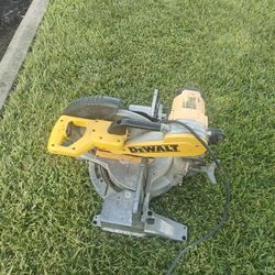 Peterson/Dewalt compound miter Saw 