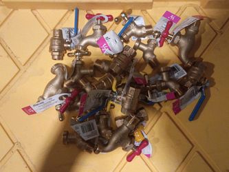Yaves para manguera
