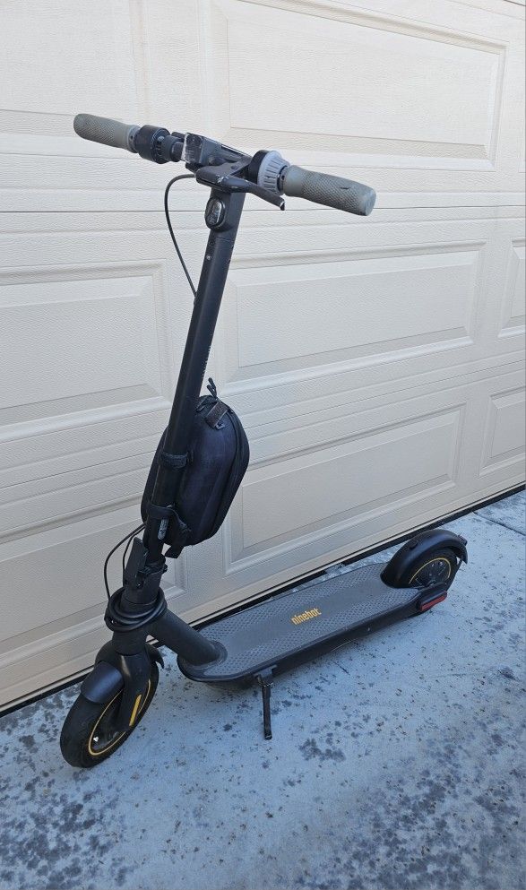 Ninebit G30 Max Electric Scooter 