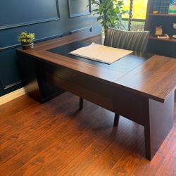 Executive Desk With File Cabinet 
