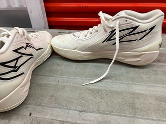 M.E.L .OWhite Low-Top Sneakers