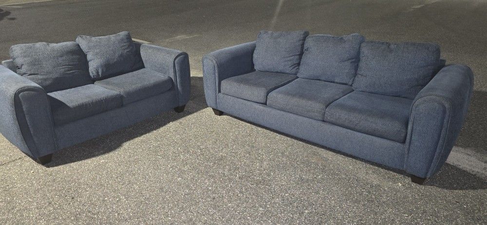 Sofa & love sofa (DELIVER OPTION)