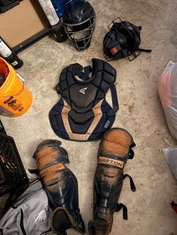 Used Navy Easton Adult Catchers Gear