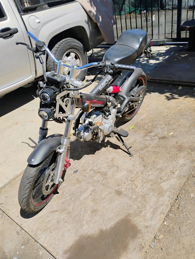 La Moto Para Partes No Tiene Llave