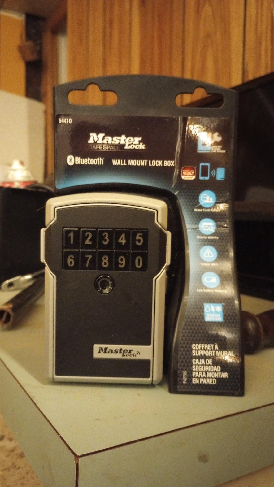 Bluetooth Master Lock Box NEW