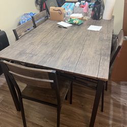 Dining Table + 6 Chairs 
