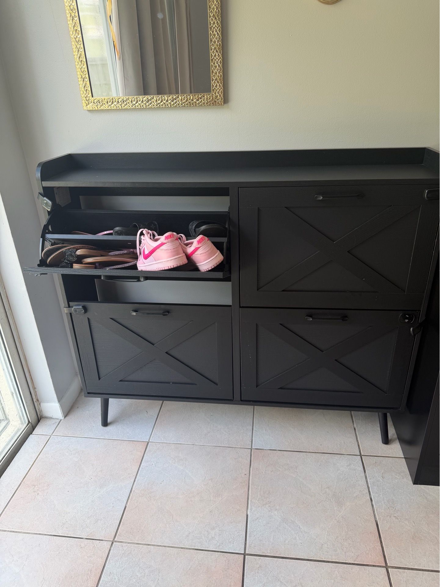 Shoe rack