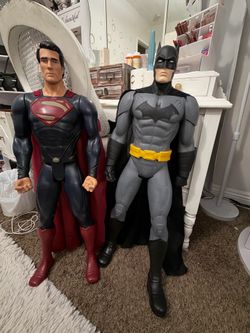 3 feet Batman and Superman
