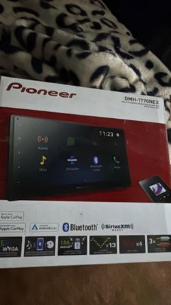 Brand new stereo never used