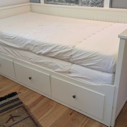 Ikea Daybed - HEMNES 
