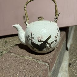 Vintage Teapot  Ratten Handle