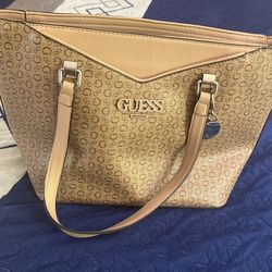 Purse 👜 Guess