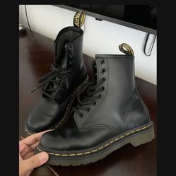 Dr Marten
