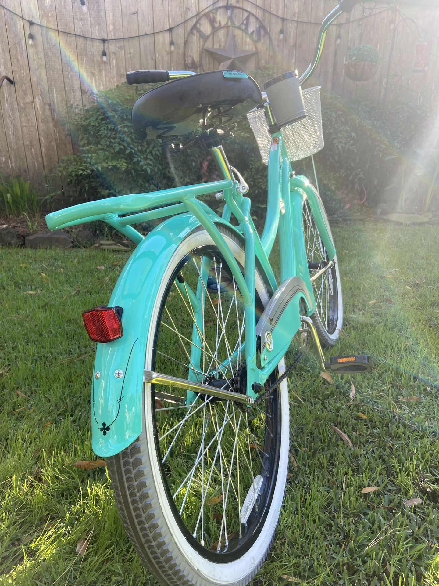 Nel Lusso 26” Cruiser Bike. (Map 1st Plz)