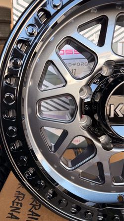 Kmc KM549 Gloss Gunmetal Black Ring For Sale 8x170 18” !!