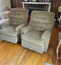 Lane Action Recliner - Tan/Brown - Like New Condition