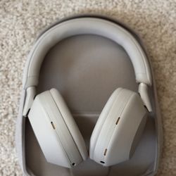 Sony WH-1000XM5 Wireless Noise-Canceling Headphones 