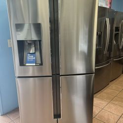 Samsung Refrigerator 4 Doors