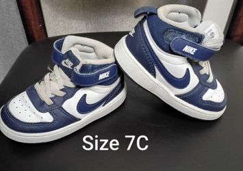 Boys Nike 7C Tennies