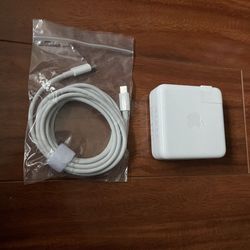 NEW APPLE ORIGINAL 61W USB-C CHARGER POWER SUPPLY FOR MACBOOK PRO & MACBOOK AIR CHARGER 