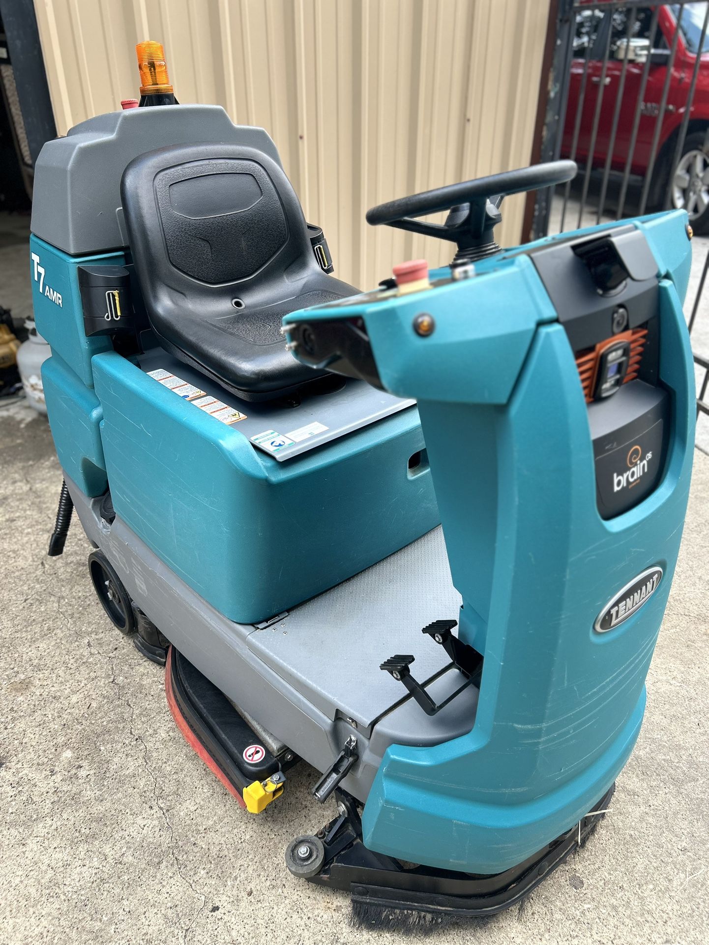 Floor Scrubber Tennant T7 AMR