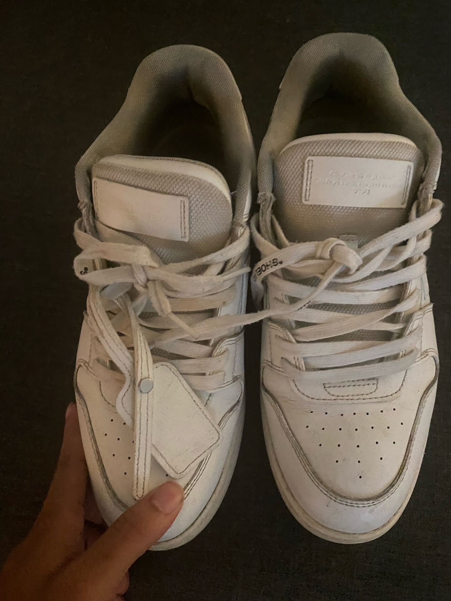 Offwhite Ooo