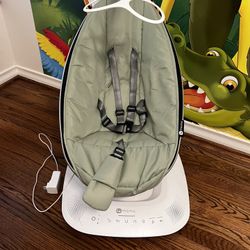 Like New mamaroo