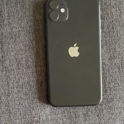 iPhone 11 64 GB Unlocked