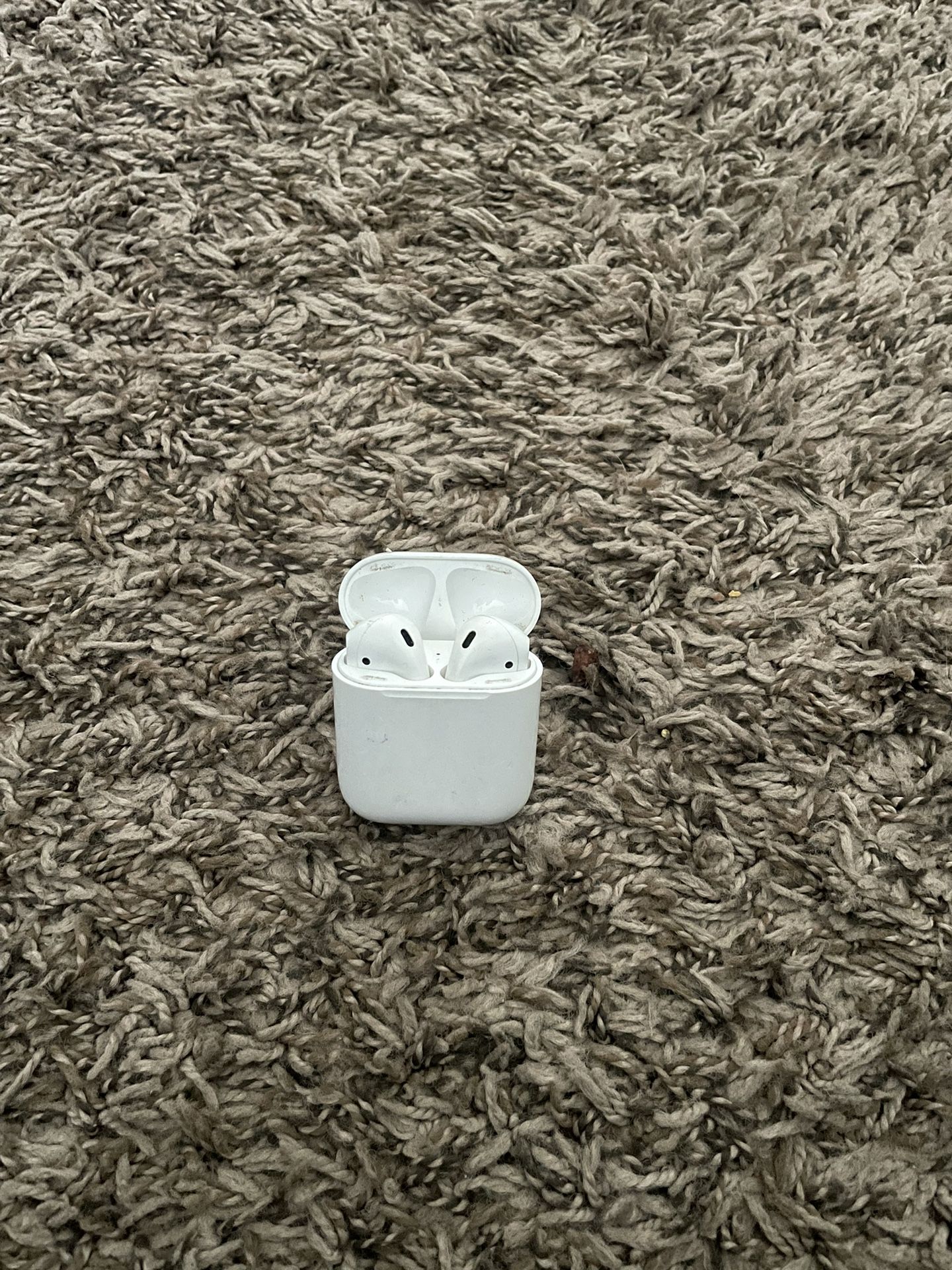 Apple AirPods 2 Generation Good Condition
