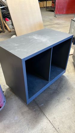 Storage shelf