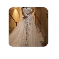 New With Tag Wedding Dress 