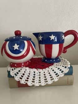 Johanna Parker 4th July Creamer And Sugar 2️⃣0️⃣