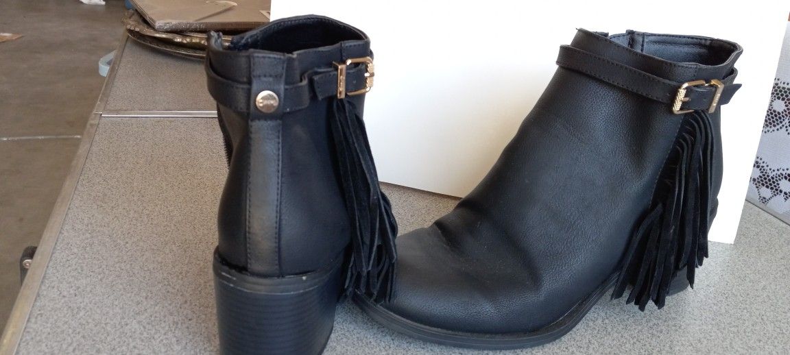 Ladies Boots