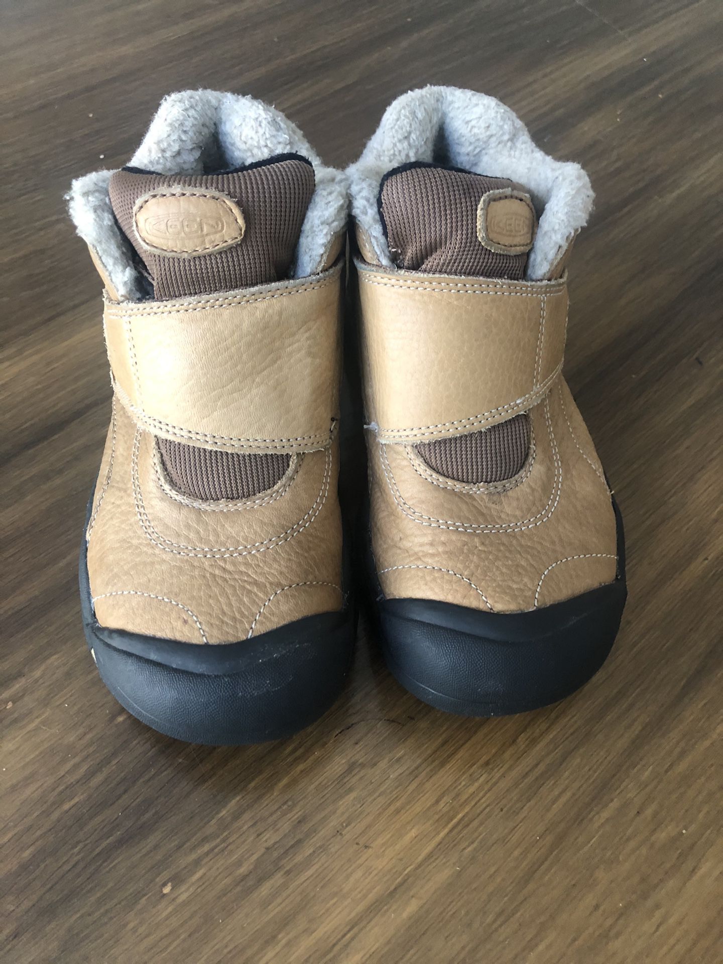 Keen Boots- size 3 youth
