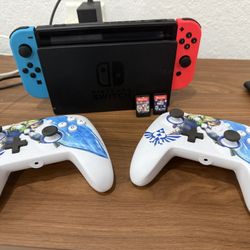 Nintendo Switch Bundle + 4 Controllers + Mario Games 🎮