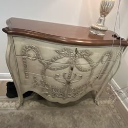 2 Gorgeous Chests. It’s Available Until It’s Sold. $300 Each
