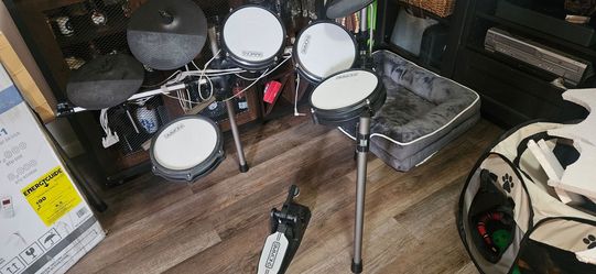 Simmons Electronic Drum Kit