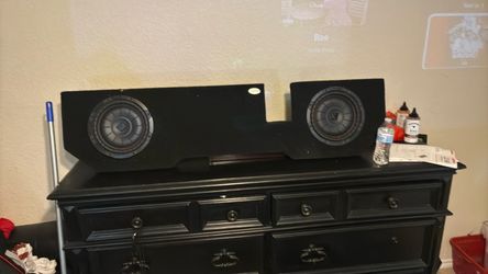 kicker 10” in a super sound box