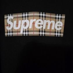 Medium Burrberry × Supreme Collab Hoodie