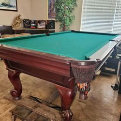 Pool Table Olhaulsen ( Free Delivery & Set Up ) 