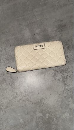 Guess Women’s White Slim Wallet 