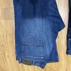 2 Jeans Men’s Wrangler Size 38/30 
