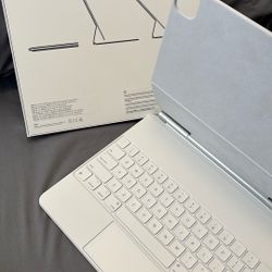 iPad Air 13 Inch Magic Keyboard 