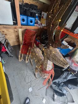 Outdoor Christmas decor