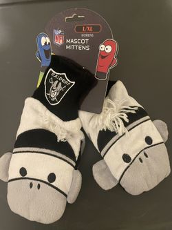 Raiders Mittens