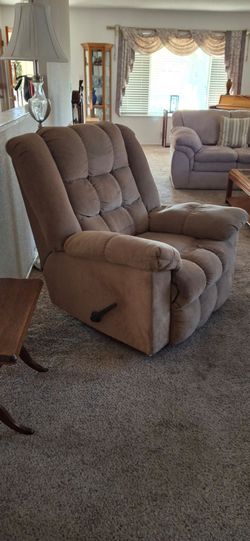Large size recliner
