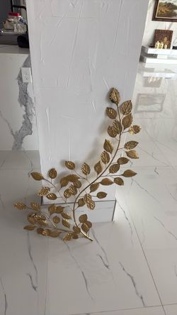 Golden leaves wall art