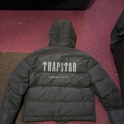 Trapstar Decoded 2.0 Hooded Puffer Jacket