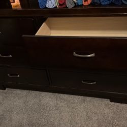 Brown Dresser 6 drawer.