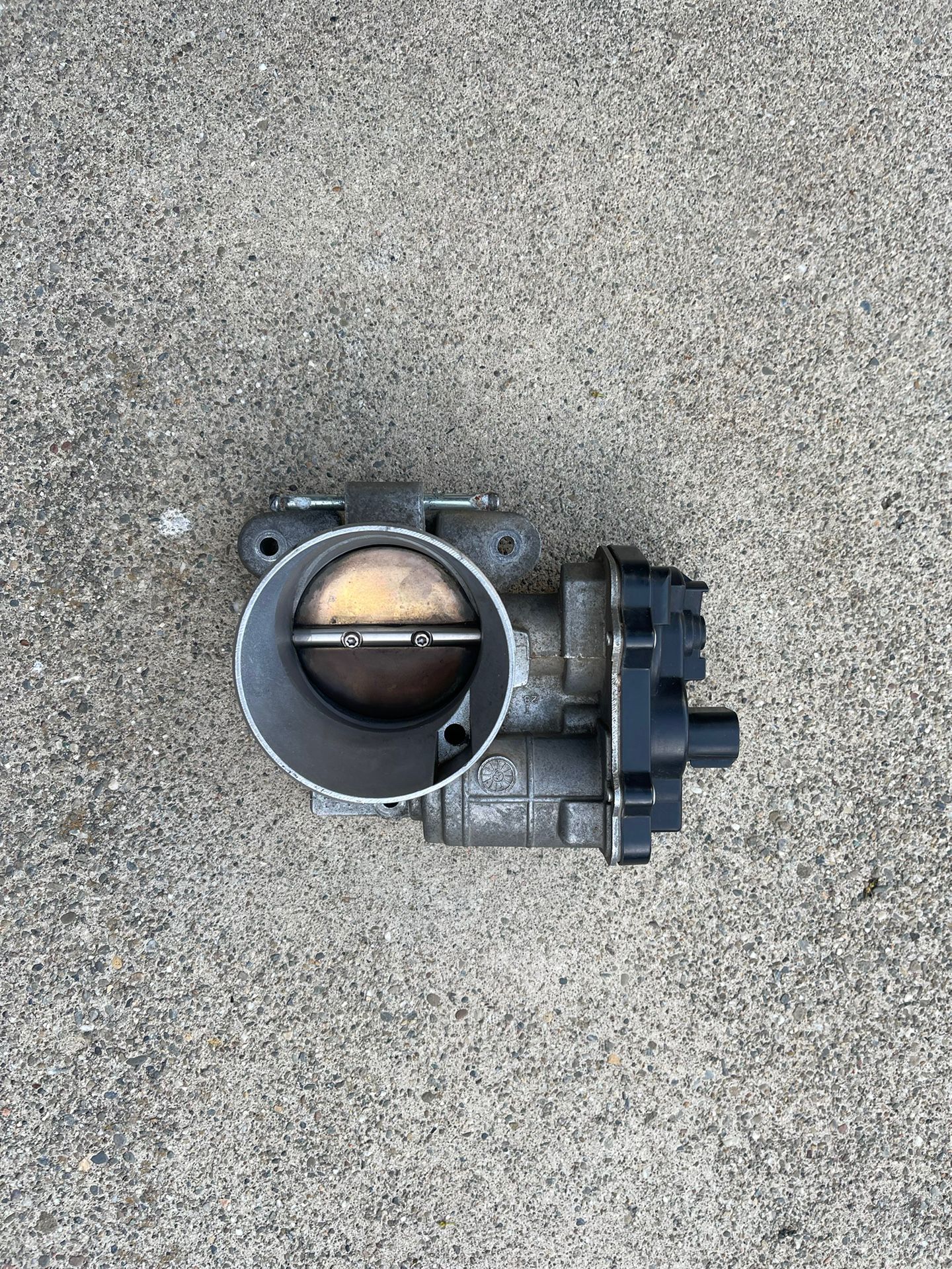 05-09 SIERRA GM THROTTLE BODY 1256070 